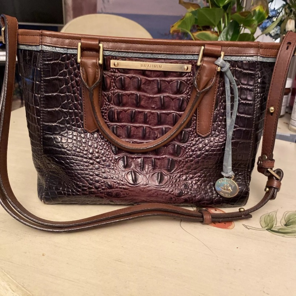 Brahmin crocodile bag, brown